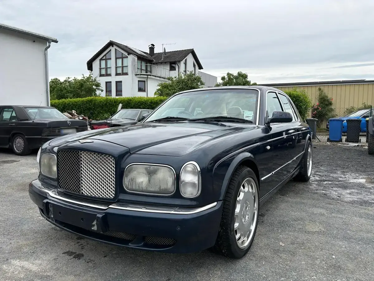 Gebraucht Bentley Arnage 405 PS (297 kW) 2020 Blau Limousine