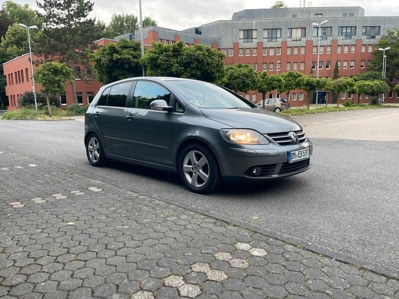 Grau Gebraucht 2007 VW Golf Plus Cross Van / Kleinbus | 5.300 € (Teuer) - Bild 1/4