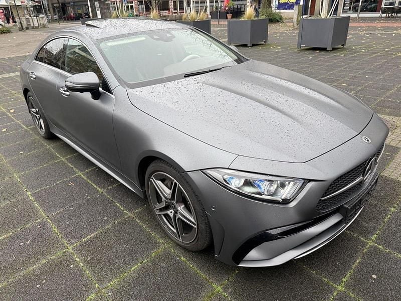 Grau Gebraucht 2024 Mercedes CLS450 Coupé | 70.900 € - Bild 1/4