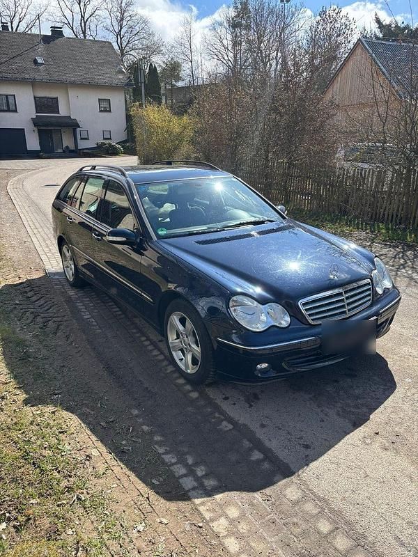 Gebraucht Mercedes 200 222 PS (163 kW) 2007 Blau Kombi