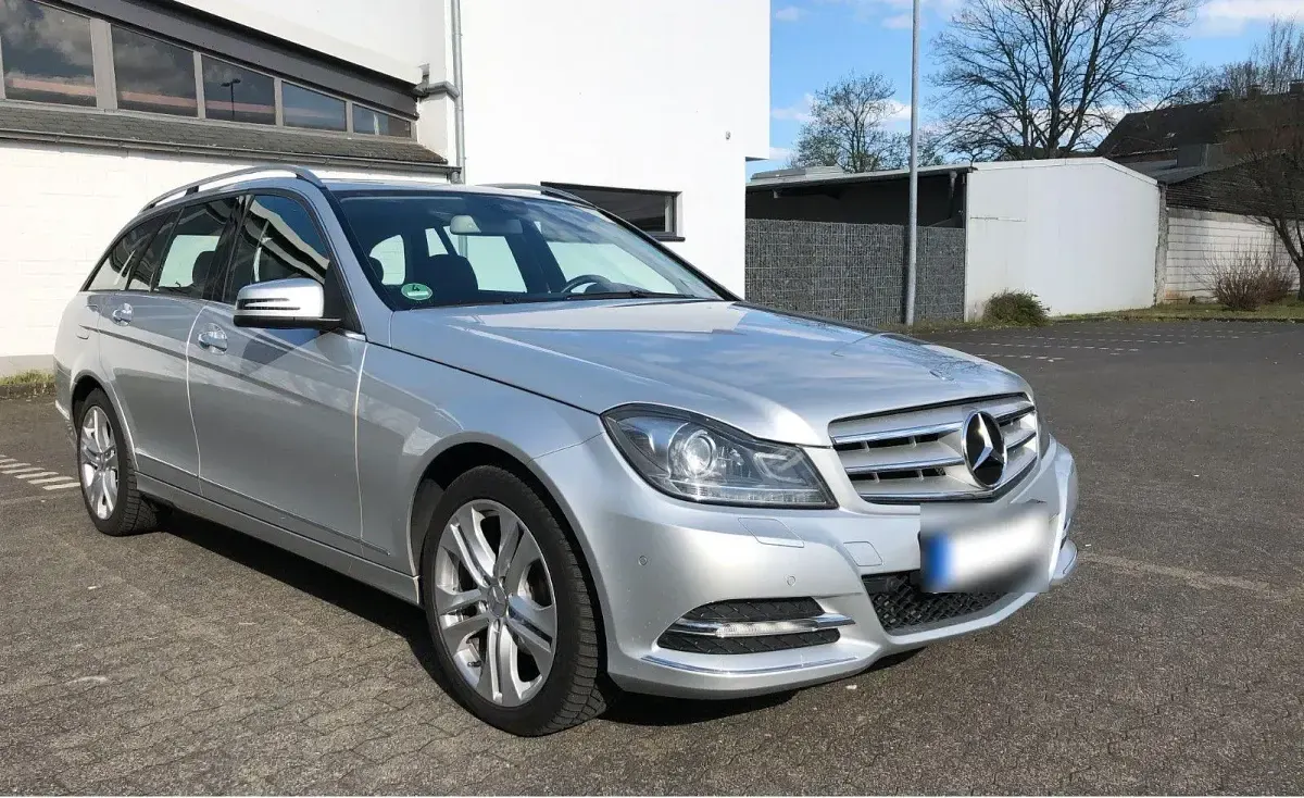 Gebraucht Mercedes C180 Avantgarde 156 PS (114 kW) 2012 Silber Kombi