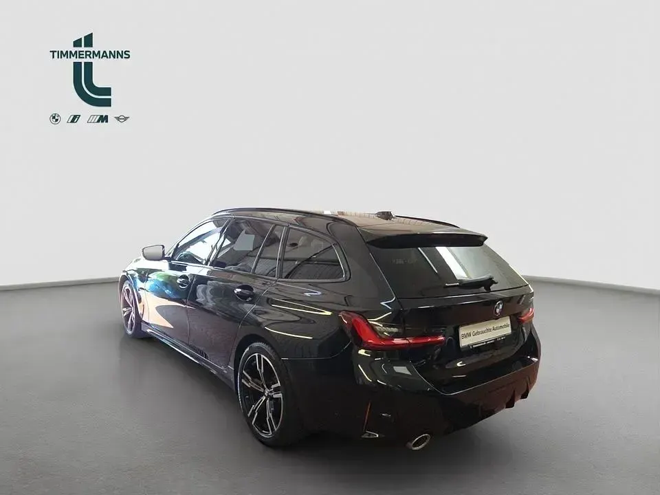 Gebraucht BMW 320 M Sport 190 PS (139 kW) 2025 Schwarz Kombi