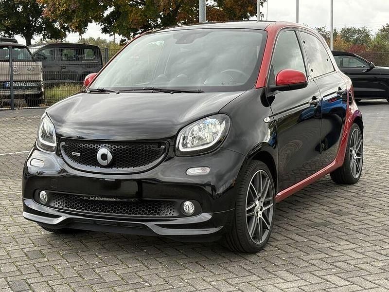 Black / cadmium red (metallic) Gebraucht 2017 Smart ForFour Brabus Kleinwagen | 15.600 € (Fairer Preis) - Bild 1/4