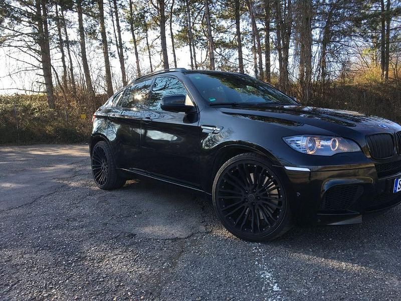 Schwarz Gebraucht 2010 BMW X6 M M Performance SUV | 32.000 € (Teuer) - Bild 1/4