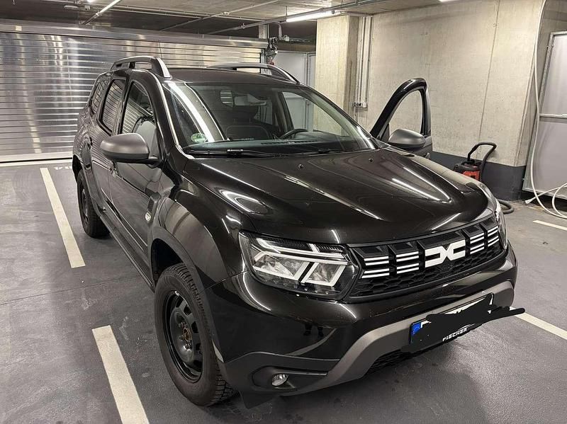 Schwarz Gebraucht 2023 Dacia Duster Journey SUV | 16.900 € (Guter Preis) - Bild 1/4