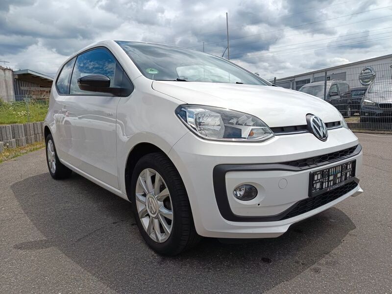 Gebraucht VW up! CLUB 75 PS (55 kW) 2017 Weiß Kleinwagen