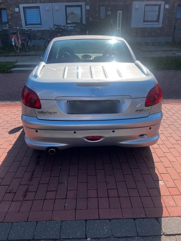 Gebraucht 2005 Peugeot 206 CC Cabrio | 350 € - Bild 1/4