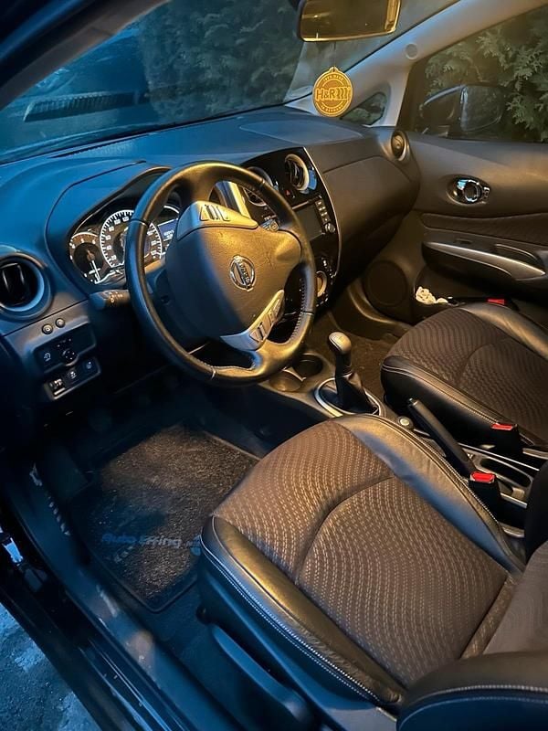 Second-hand Nissan Note 90 CP (66 kW) 2013 Negru Hatchback