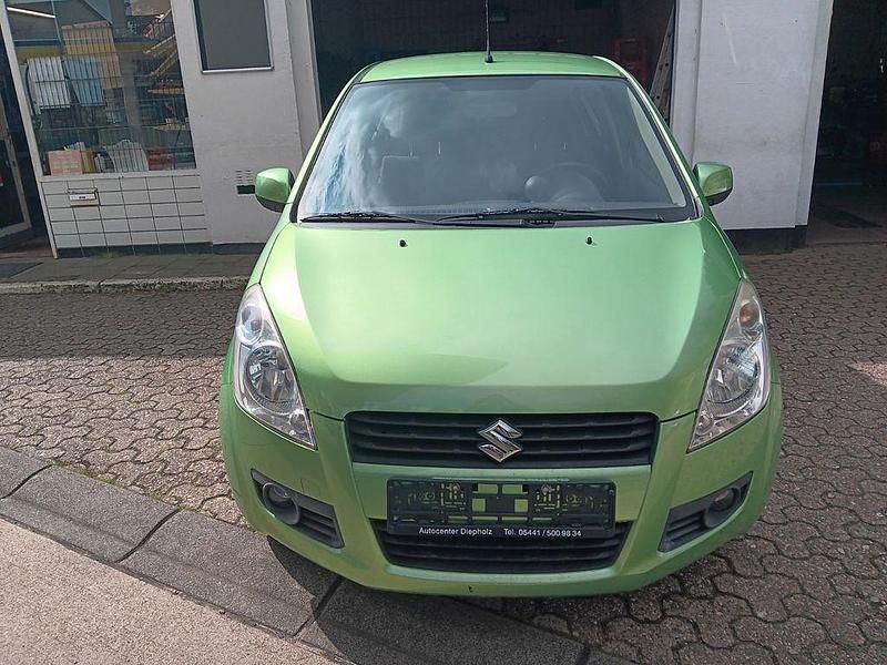 Gebraucht Suzuki Splash Club 86 PS (63 kW) 2010 Grün Kleinwagen