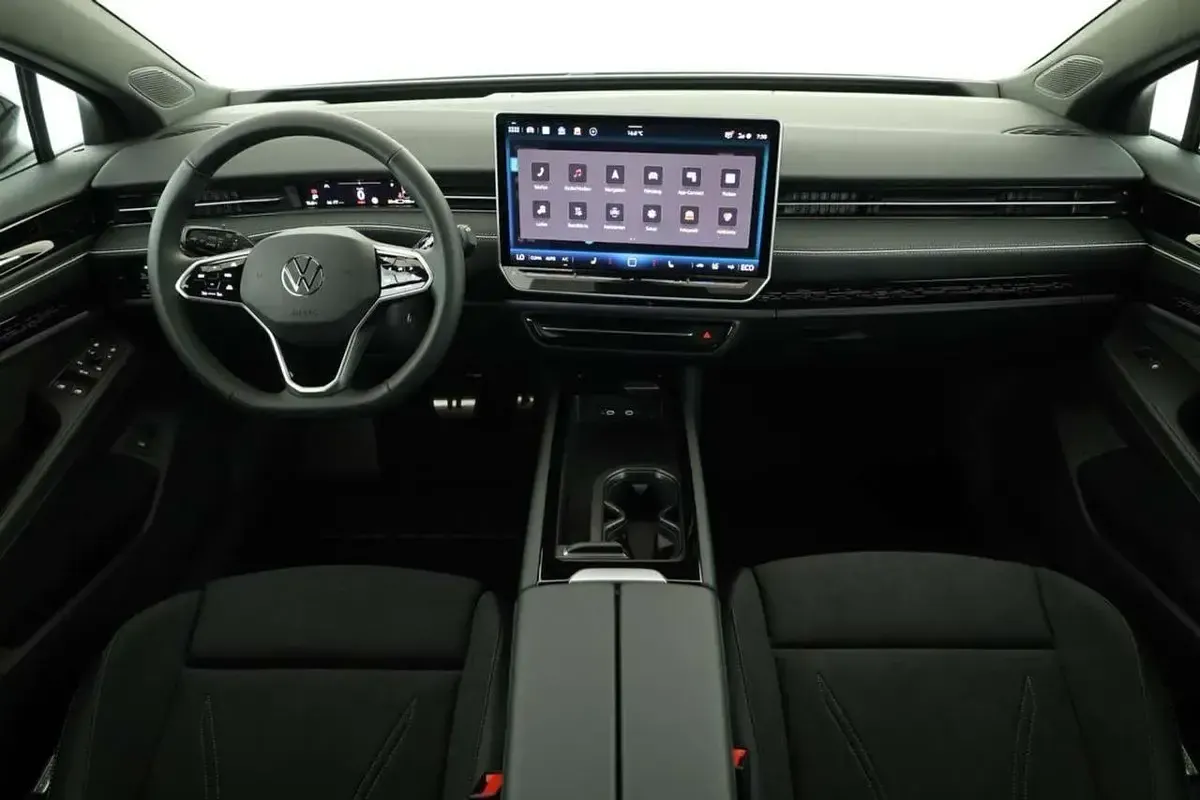 Nouă VW ID.7 Pro 210 kW (286 CP) 2026 Gri Break