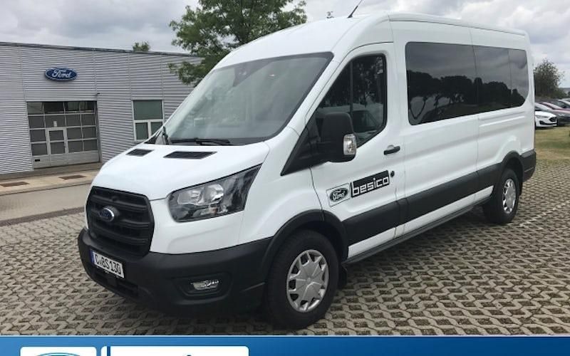 Frostweiß (weiss) Gebraucht 2022 Ford Transit Trend Kombi | 31.990 € (Teuer) - Bild 1/4