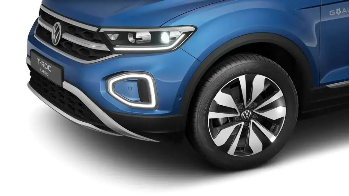 Gebraucht VW T-Roc Cabriolet Goal 116 PS (85 kW) 2025 Blau Cabrio