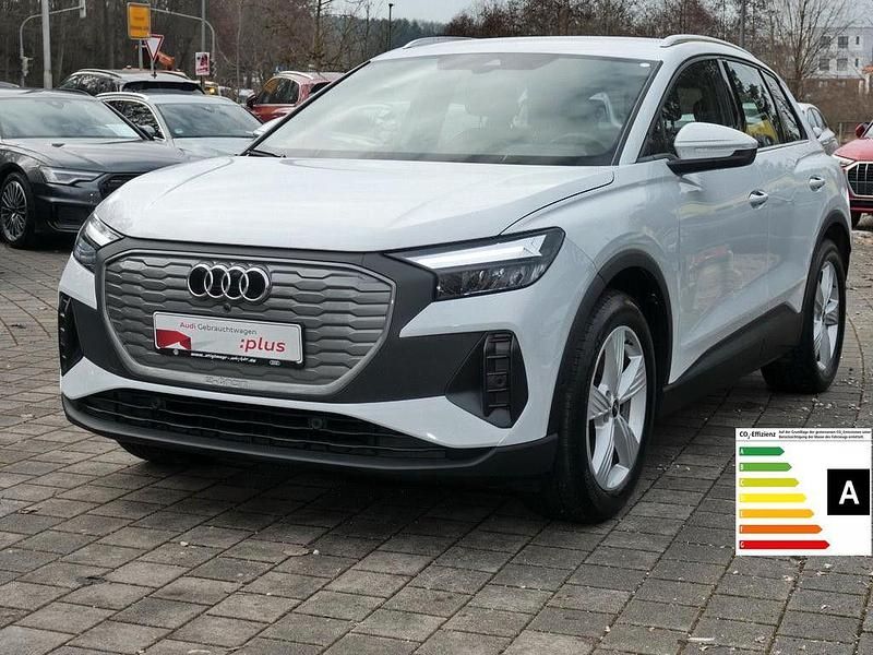 Gletscherweiß Gebraucht 2022 Audi Q4 e-tron SUV | 29.990 € (Fairer Preis) - Bild 1/4