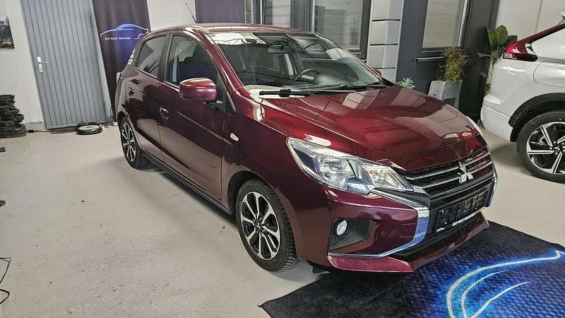 Gebraucht Mitsubishi Space Star Edition+ 80 PS (58 kW) 2022 Bordeauxrot (p) Kleinwagen