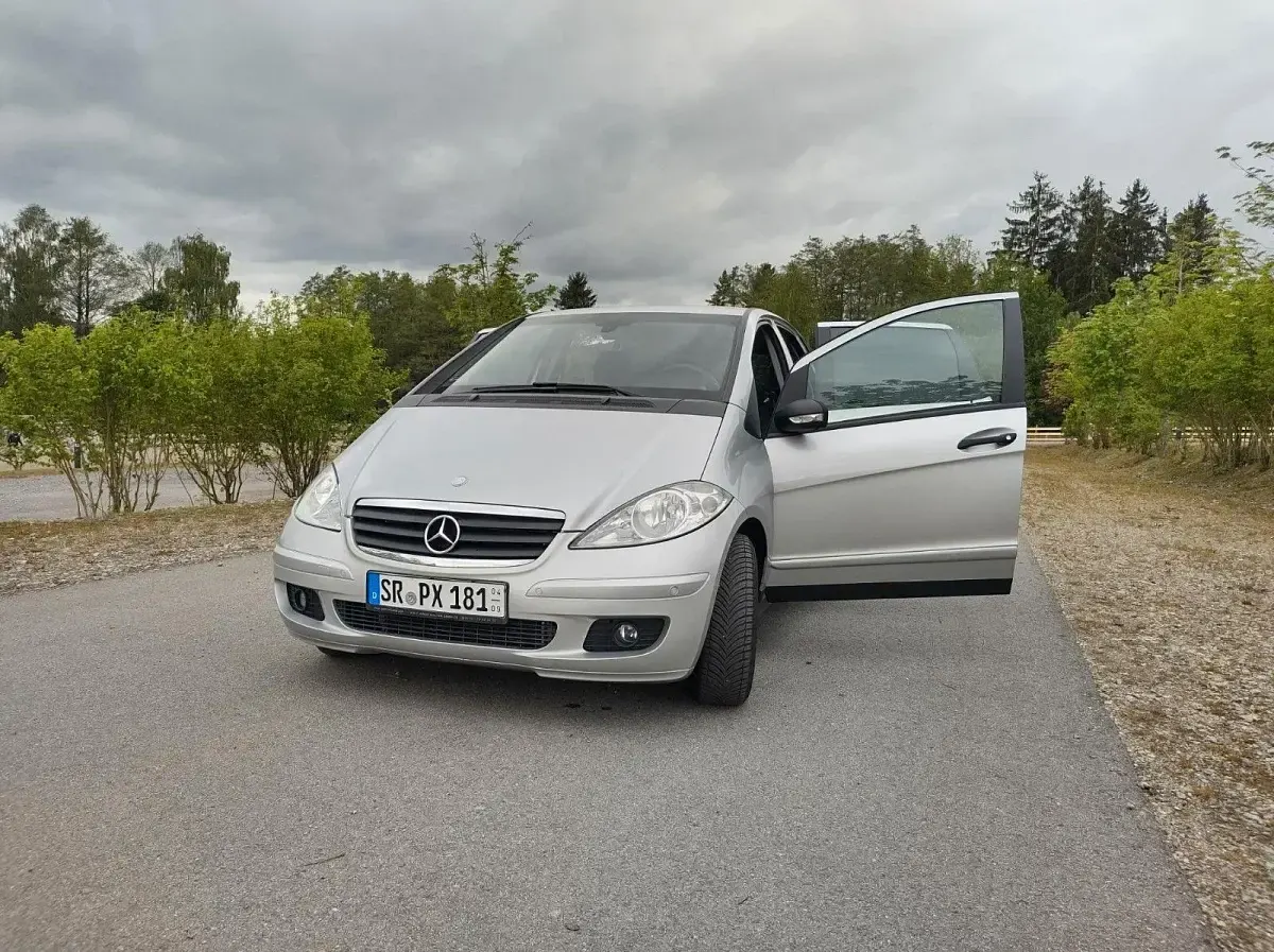 Gebraucht Mercedes A170 Classic 116 PS (85 kW) 2006 Silber Van / Kleinbus