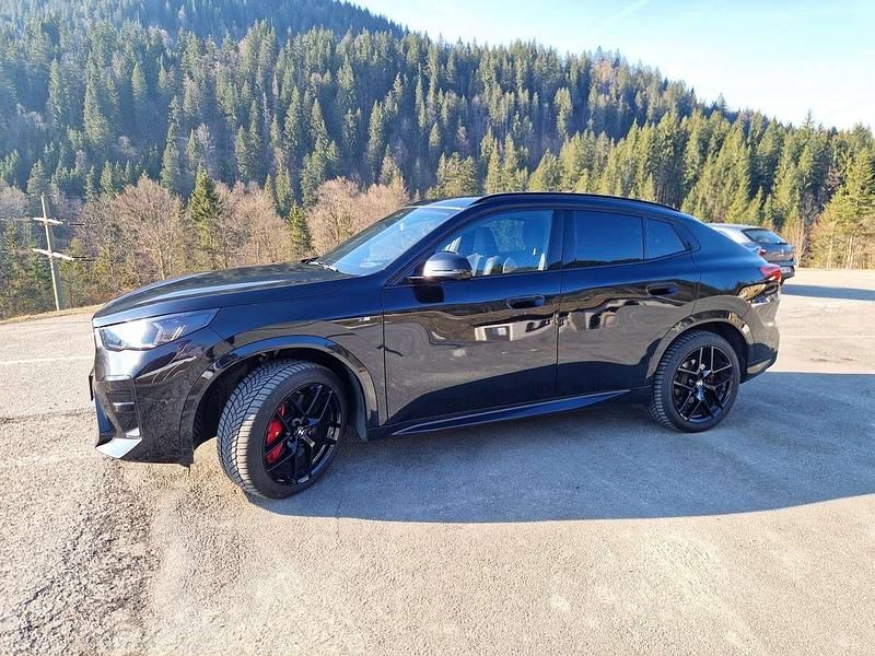 Gebraucht BMW iX2 M Sport 230 kW (313 PS) 2024 Schwarz SUV