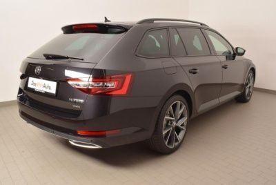 Gebraucht Skoda Superb SportLine 190 PS (139 kW) 2018 Schwarz metallic Kombi