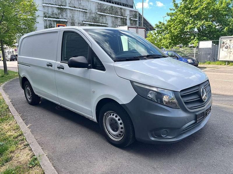 Gebraucht Mercedes Vito 136 PS (100 kW) 2021 Weiß Van