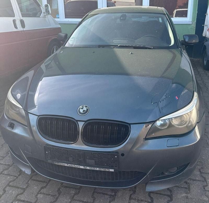Gebraucht BMW 525 177 PS (130 kW) 2005 Grau Limousine