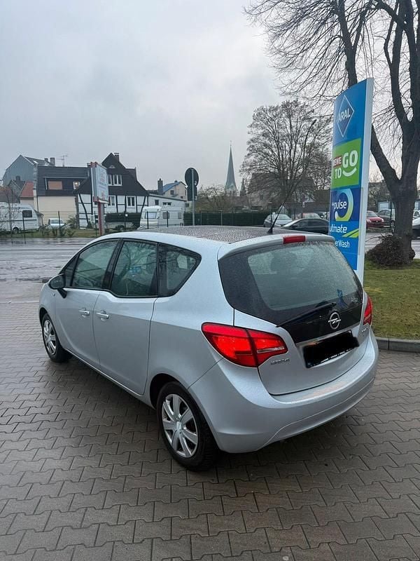 Gebraucht Opel Meriva 120 PS (88 kW) 2010 Silber Van / Kleinbus