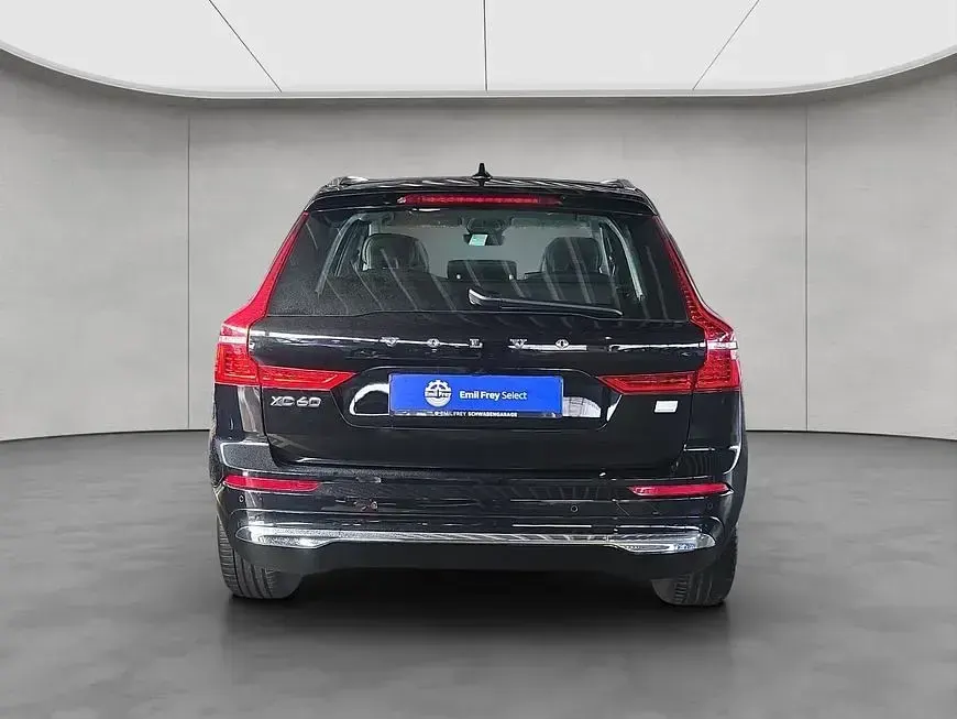 Gebraucht Volvo XC60 Inscription 455 PS (334 kW) 2022 Onyx schwarzmetallic SUV