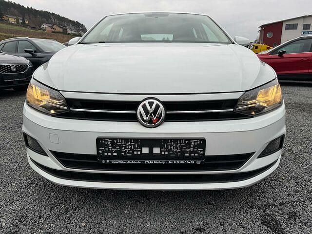 Gebraucht VW Polo Comfortline 65 PS (47 kW) 2019 Weiß Limousine