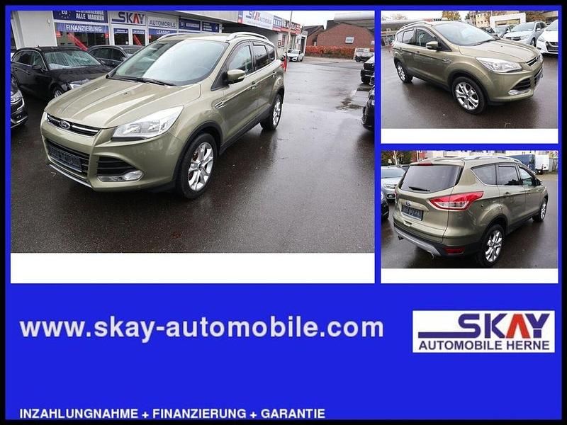 Gebraucht Ford Kuga Titanium 140 PS (102 kW) 2013 Grün SUV