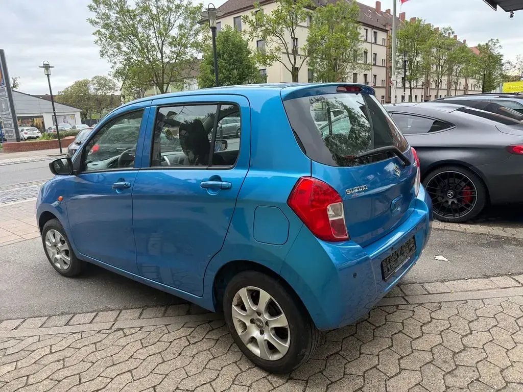 Gebraucht Suzuki Celerio 68 PS (50 kW) 2017 Blau Kleinwagen
