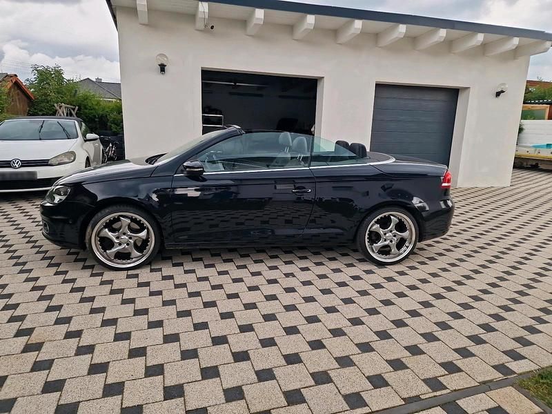 Gebraucht VW Eos Exclusive 140 PS (102 kW) 2011 Schwarz Cabrio
