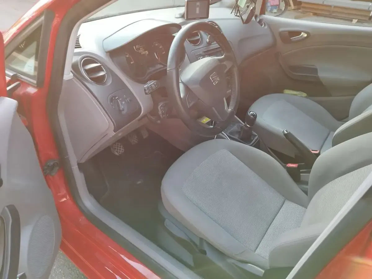 Gebraucht Seat Ibiza ST Style 75 PS (55 kW) 2015 Rot Kombi