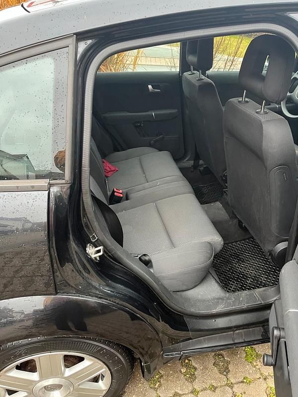 Gebraucht Audi A2 75 PS (55 kW) 2001 Schwarz Kleinwagen