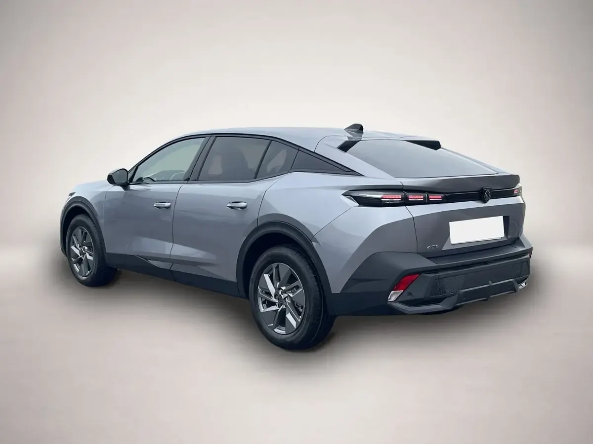 Neu Peugeot 408 Allure 131 PS (96 kW) 2025 Grau SUV