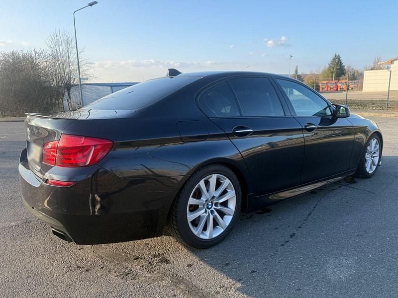 Gebraucht BMW 550 M Sport 408 PS (300 kW) 2011 Schwarz Limousine