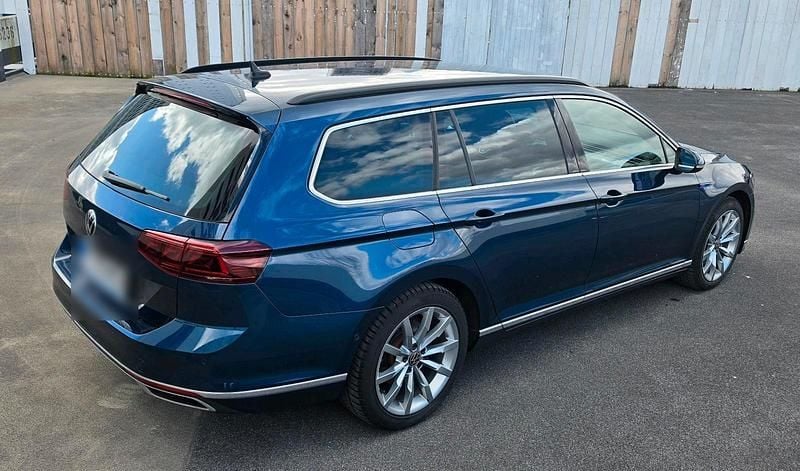 Gebraucht VW Passat GTE 218 PS (160 kW) 2020 Blau Kombi