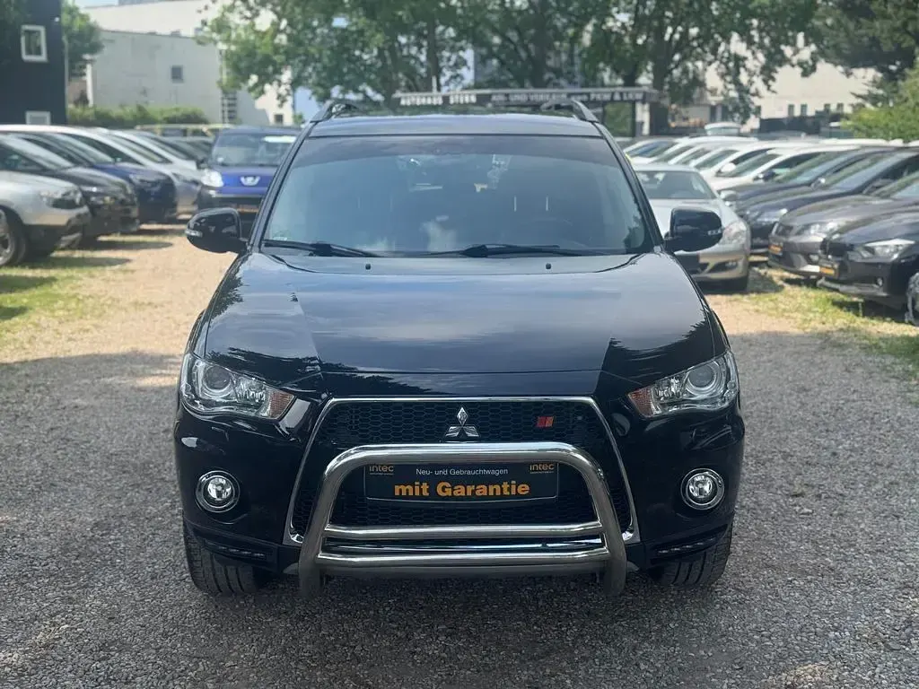 Gebraucht Mitsubishi Outlander 170 PS (125 kW) 2011 Schwarz SUV