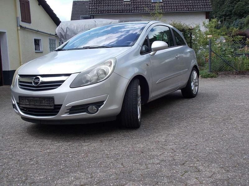Silber Gebraucht 2008 Opel Corsa Sport Limousine | 1.250 € (Guter Preis) - Bild 1/4