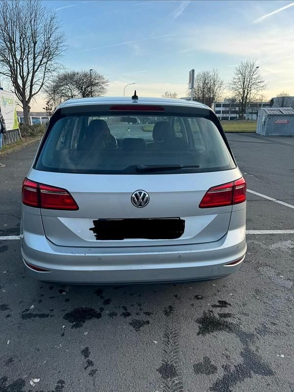 Gebraucht VW Golf 109 PS (80 kW) 2015 Grau Limousine