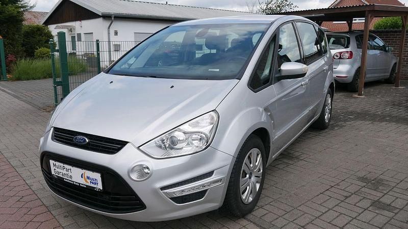 Gebraucht Ford S-MAX S 140 PS (102 kW) 2012 Grau Van / Kleinbus