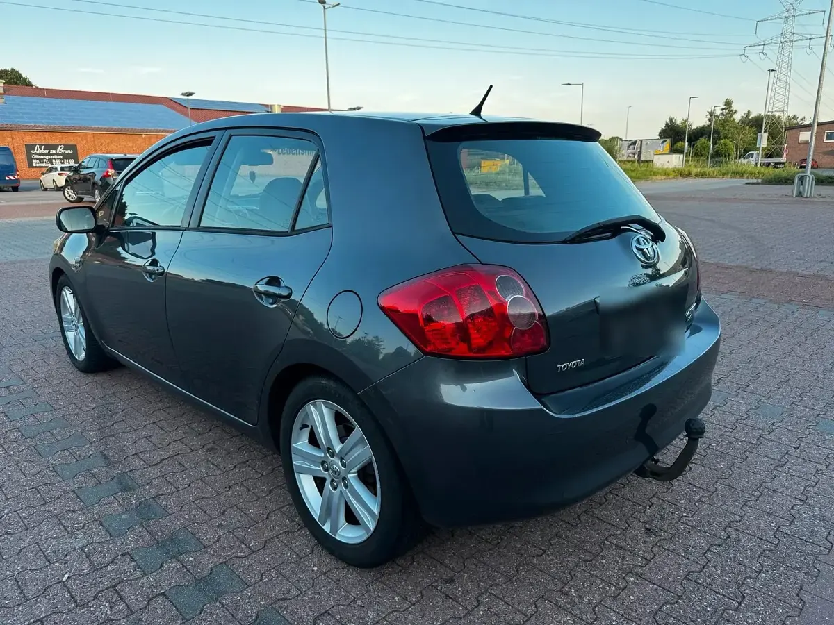 Gebraucht Toyota Auris 177 PS (130 kW) 2007 Grau Kleinwagen