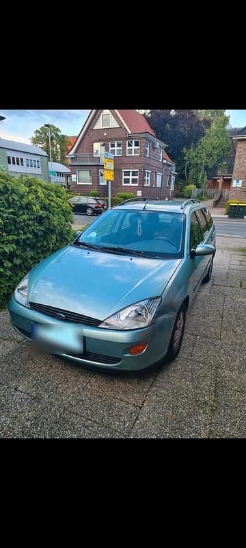 Gebraucht Ford Focus 116 PS (85 kW) 2000 Blau Kombi