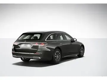Gebraucht Mercedes E220 Avantgarde 197 PS (144 kW) 2024 Grau Limousine
