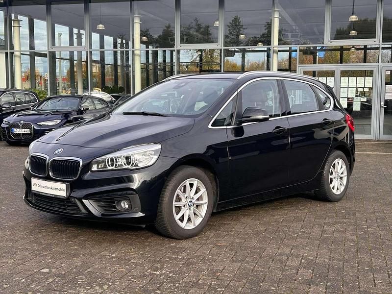 Gebraucht BMW 218 Advantage 136 PS (100 kW) 2018 Black sapphire metallic Van / Kleinbus