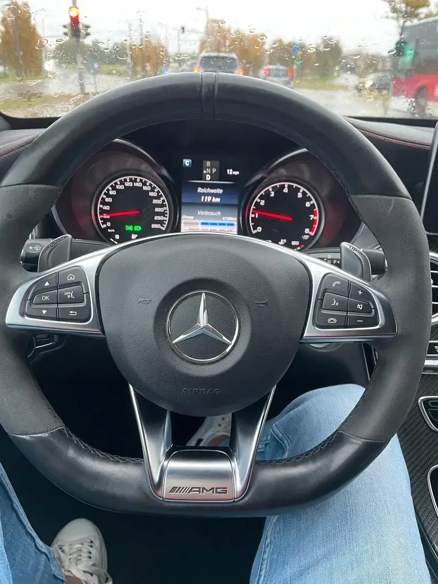 Gebraucht Mercedes C450 AMG AMG 367 PS (269 kW) 2015 Weiß Limousine
