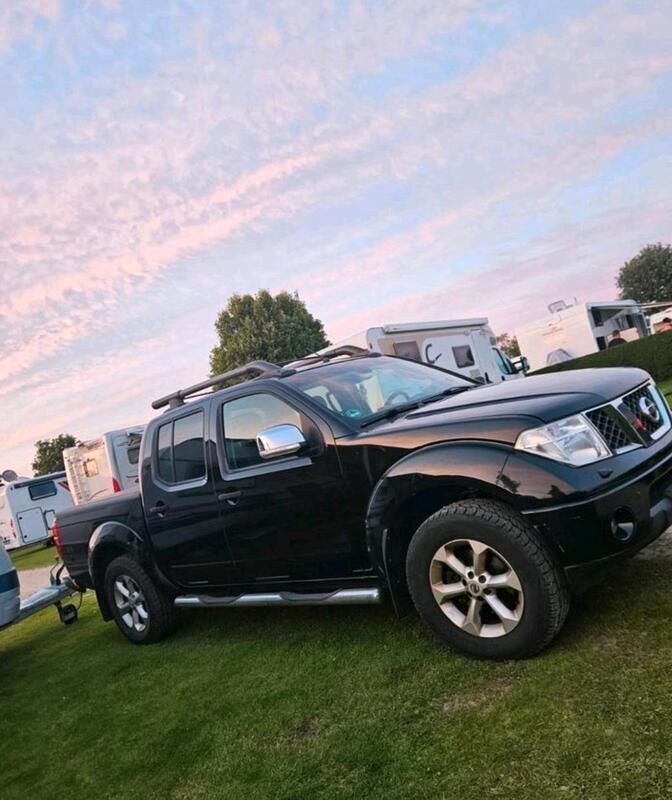 Schwarz Gebraucht 2008 Nissan Navara Abholung | 10.500 € (Fairer Preis) - Bild 1/4