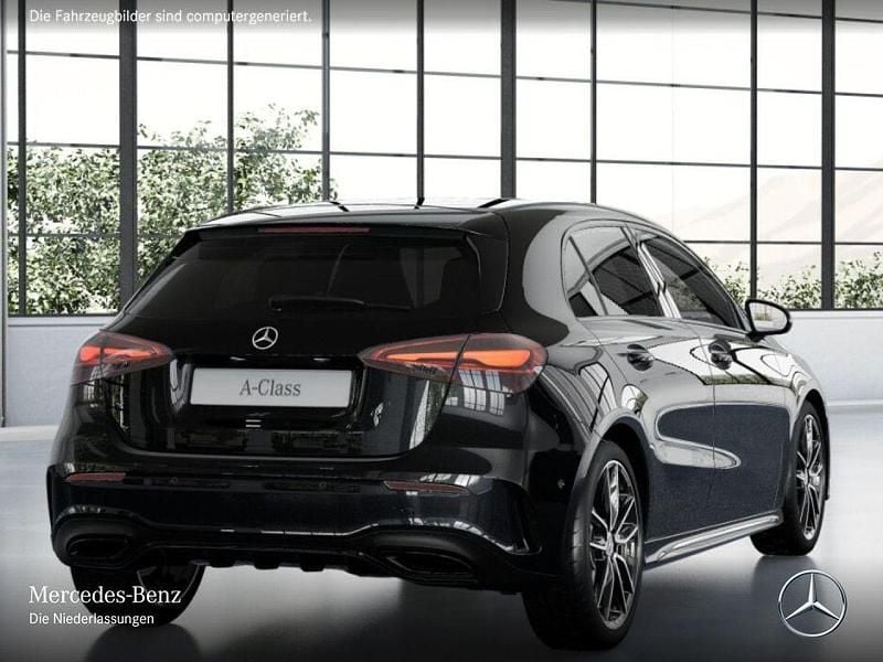 Gebraucht Mercedes A180 AMG 116 PS (85 kW) 2025 Schwarz Limousine