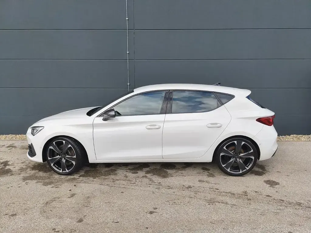Gebraucht Cupra Leon VZ 245 PS (180 kW) 2023 Weiss Limousine