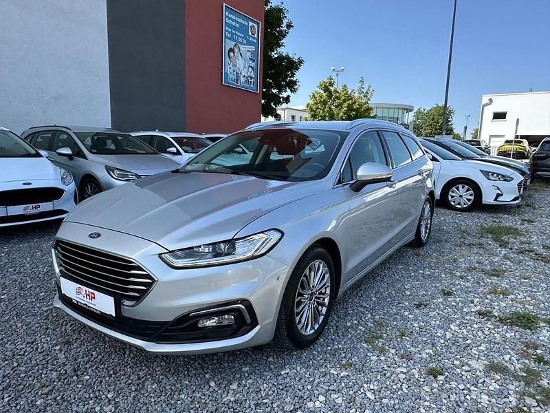 Silber Gebraucht 2020 Ford Mondeo Titanium Limousine | 13.599 € (Fairer Preis) - Bild 1/4
