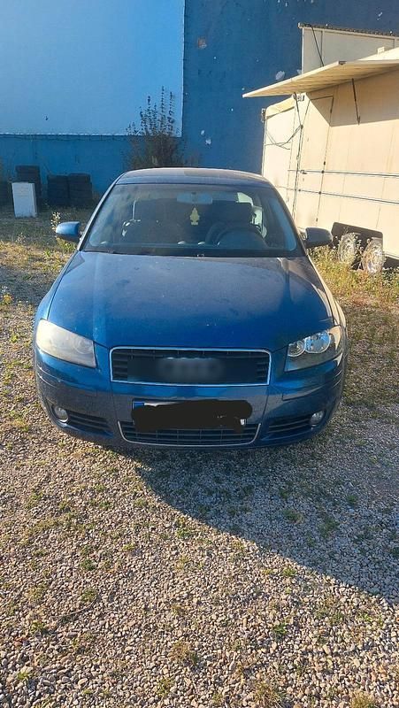 Blau Gebraucht 2004 Audi A3 Coupé | 460 € (Etwas zu teuer) - Bild 1/4