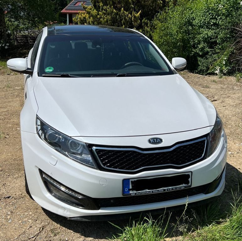 Weiß Gebraucht 2013 Kia Optima Spirit Limousine | 7.500 € (Fairer Preis) - Bild 1/4