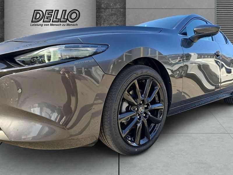 Neu Mazda 3 Exclusive-Line 140 PS (102 kW) 2026 Machine grey Limousine
